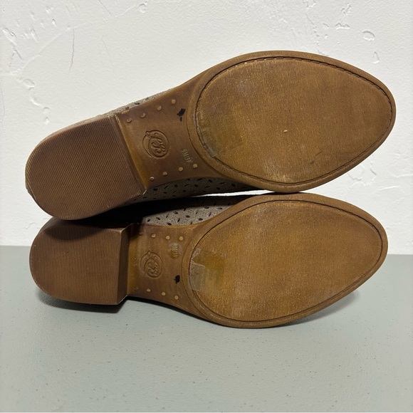 Lucky Brand Ankle Booties Perforated Zip Closure Women's 9M Bergyn Leather Suede - Picture 10 of 11